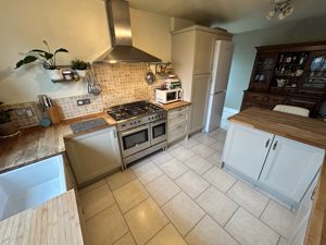 Photo 24- click for photo gallery